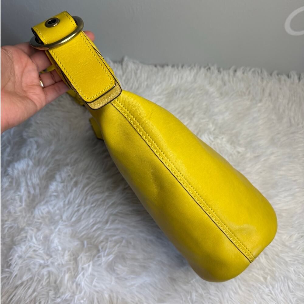 y2k COACH 2007 Bleecker 11422 Yellow Duffle Bucket Shoulder Bag Crossbodyble - Picture 4 of 12